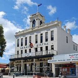 Hotel Grand Portarlington