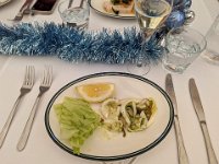 PXL 20251209 014112312